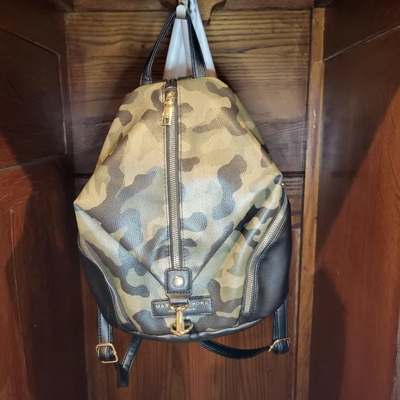 Marc New York Olive & Black Camo Backpack 1275X2287_green_camo_metro_bac  main image 4